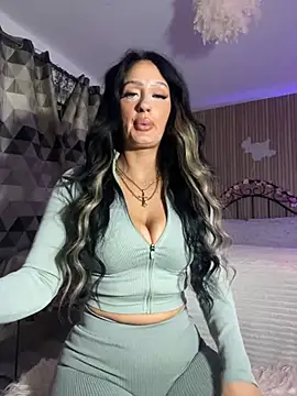 Snapshot of Lolaxox_ chatting on 01-09-26, 06:15 Lolaxox online show from 01-09-26, 06:15