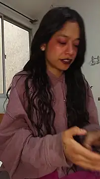 Emma Everett online show from 01-15-26, 01:25