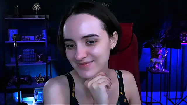 Snapshot of KateWillows chatting on 01-06-26, 04:16 KateWillows online show from 01-06-26, 04:16