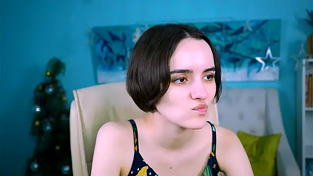 Snapshot of KateWillows chatting on 01-09-26, 04:08 KateWillows online show from 01-09-26, 04:08