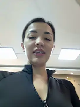 cordeliawow online show from 12-21-25, 05:09