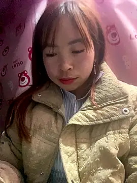 alissa-ww online show from 12-18-25, 05:45