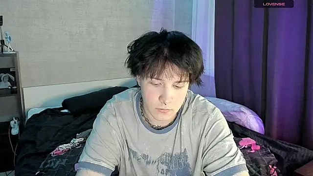 miya meow miku online show from 12-17-25, 06:57