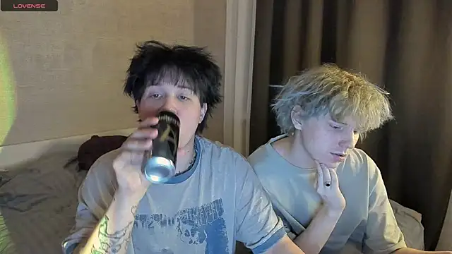 miya meow miku online show from 12-20-25, 06:00