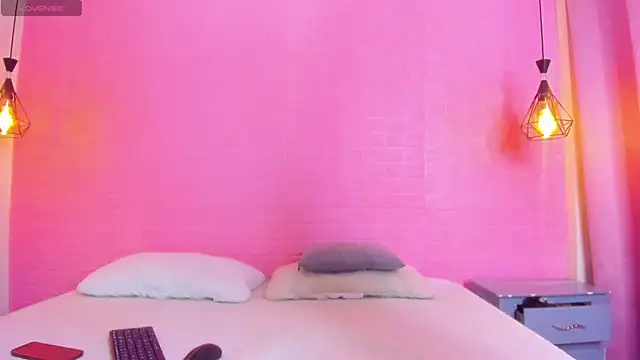 Snapshot of AlexandraMiller chatting on 01-14-26, 12:53 AlexandraMiller online show from 01-14-26, 12:53