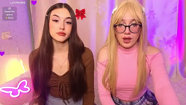 sunny luna online show from 12-14-25, 07:52