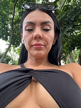 Snapshot of SofhiaTaylor chatting on 02-04-26, 07:20 SofhiaTaylor online show from 02-04-26, 07:20