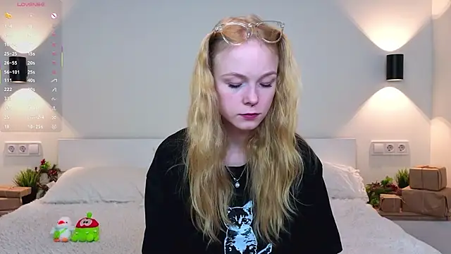 GhisllaineWestler online show from 02-03-26, 06:33