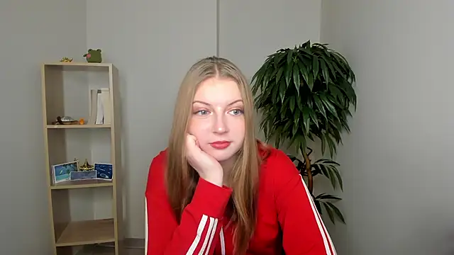 VerllineUrquidez online show from 11-29-25, 08:58