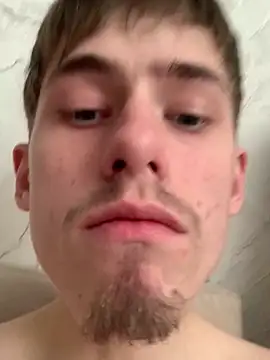 Snapshot of FreeRich chatting on 02-10-26, 06:01 FreeRich online show from 02-10-26, 06:01