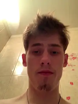 FreeRich online show from 12-17-25, 03:39