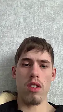 Snapshot of FreeRich chatting on 02-08-26, 02:42 FreeRich online show from 02-08-26, 02:42