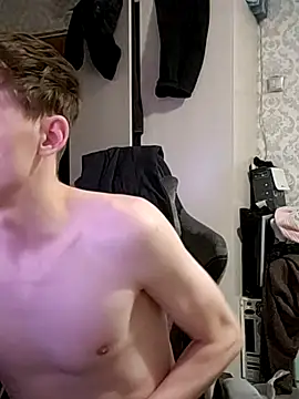 Snapshot of FreeRich chatting on 12-01-25, 12:00 FreeRich online show from 12-01-25, 12:00