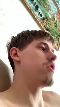 Snapshot of FreeRich chatting on 02-14-26, 05:51 FreeRich online show from 02-14-26, 05:51