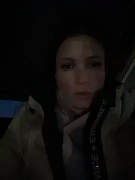 Snapshot of ZaraHill chatting on 01-15-26, 02:04 ZaraHill online show from 01-15-26, 02:04