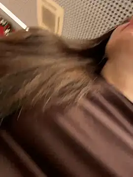 Snapshot of ZaraHill chatting on 12-04-25, 03:49 ZaraHill online show from 12-04-25, 03:49