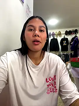 Snapshot of burbujavega chatting on 11-30-25, 02:40 burbujavega online show from 11-30-25, 02:40