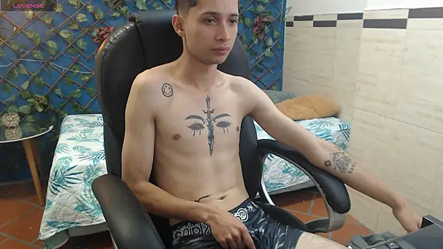 LucassSmith11 online show from 03-27-26, 06:20