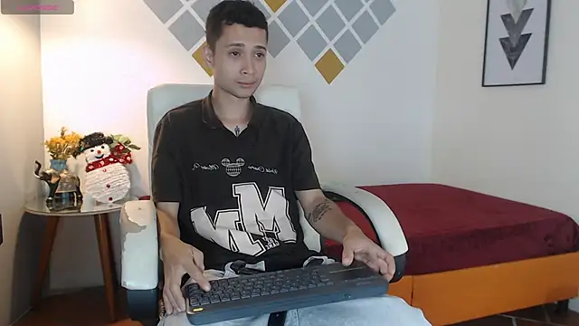 LucassSmith11 online show from 02-21-26, 03:03