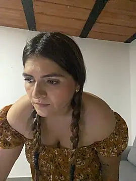 RosaliaVicky online show from 01-12-26, 02:29