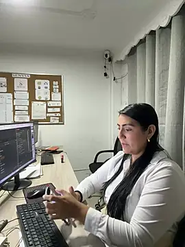 wildwhispers15 online show from 01-14-26, 08:23