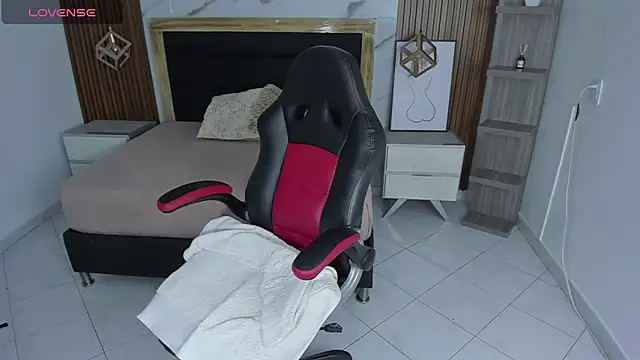 VIOLETTA ROSS1 online show from 02-10-26, 12:37