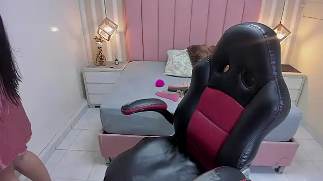 VIOLETTA ROSS1 online show from 02-28-26, 07:35