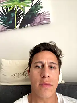 Snapshot of Emanueldickarg chatting on 11-28-25, 06:30 Emanueldickarg online show from 11-28-25, 06:30