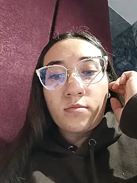 Snapshot of SwettieSammy chatting on 12-04-25, 12:04 SwettieSammy online show from 12-04-25, 12:04