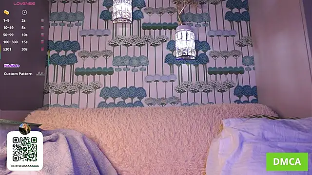 ElizzaBed online show from 12-17-25, 04:28