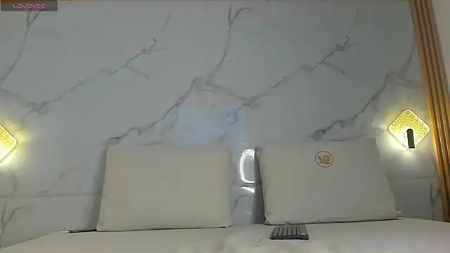 ayla velt online show from 04-14-26, 07:41