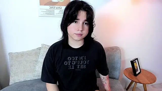 daniellesins2 online show from 12-19-25, 08:33