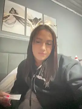 larysinha online show from 06-03-26, 10:36