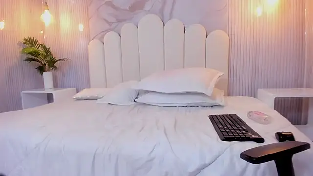 Snapshot of CHLOE_BLOWJOB chatting on 01-05-26, 05:27 CHLOE BLOWJOB online show from 01-05-26, 05:27