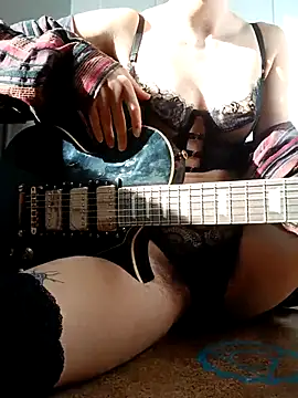 AuroraAya online show from 11-30-25, 11:55