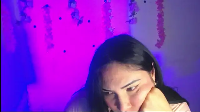 Emy cutee online show from 03-10-26, 12:36