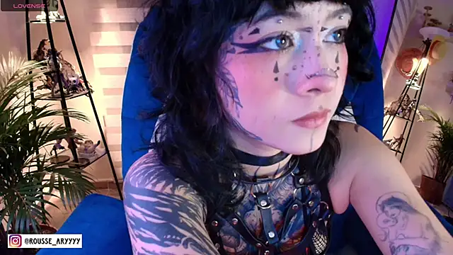 Snapshot of AryRousse chatting on 06-17-26, 02:44 AryRousse online show from 06-17-26, 02:44