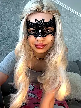 s4rah online show from 03-25-26, 08:46