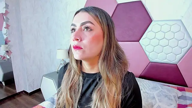 Snapshot of AriaRous chatting on 02-07-26, 03:53 AriaRous online show from 02-07-26, 03:53