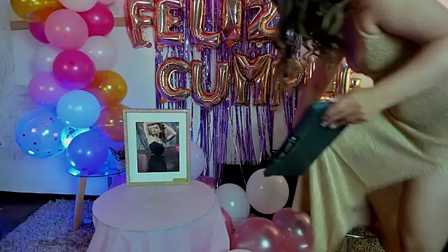 AriaRous online show from 03-28-26, 03:13