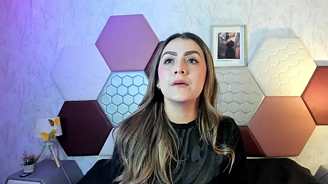AriaRous online show from 04-22-26, 03:19