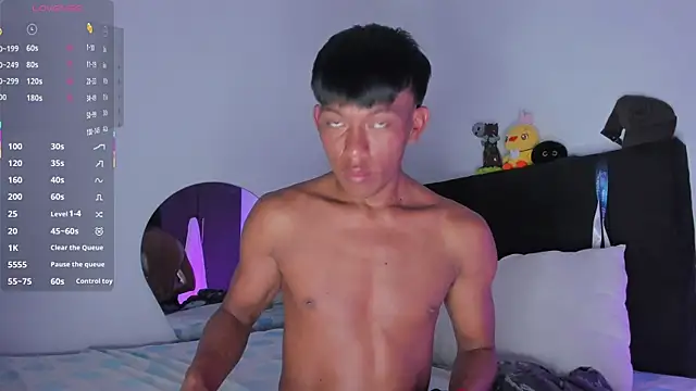 santinaughty online show from 04-11-26, 08:45