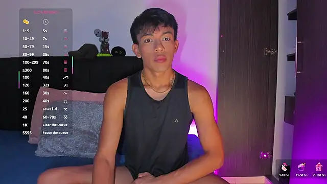 santinaughty online show from 02-03-26, 12:32