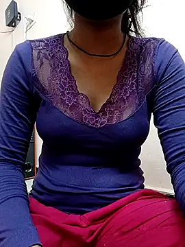 Snapshot of Rukmadi_hot chatting on 05-05-26, 04:04 Rukmadi hot online show from 05-05-26, 04:04