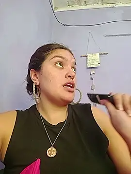 Snapshot of eviltati chatting on 12-19-25, 09:06 eviltati online show from 12-19-25, 09:06