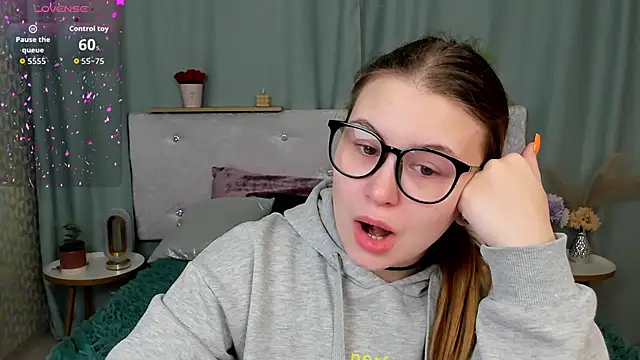 MilanaXHoney online show from 02-19-26, 01:02