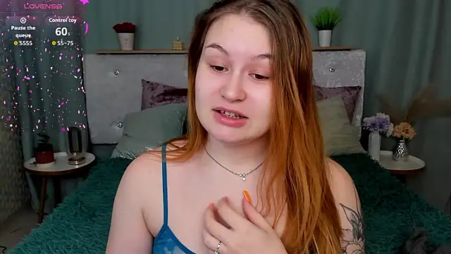 MilanaXHoney online show from 02-15-26, 01:39