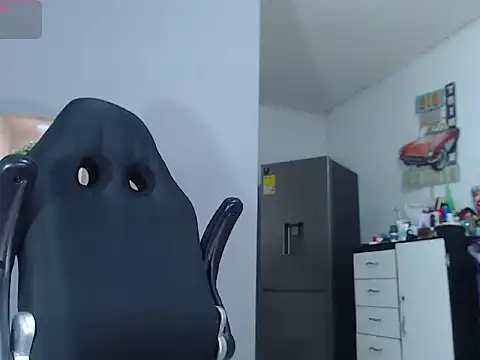 BASTIAN NICOLAS  online show from 04-27-26, 07:34