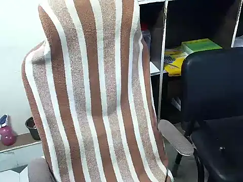 TwinklyBasket897 online show from 12-03-25, 03:22