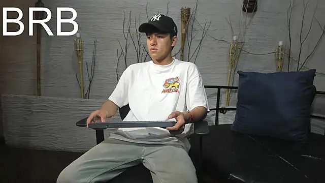 isaac grimm online show from 02-03-26, 03:15